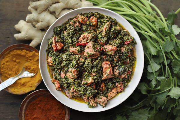 Fried Spinach Stew With Beef